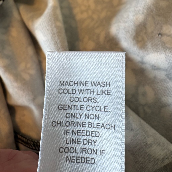 J. Jill Black and White Floral Elbow Length Sleeves Dress - Picture 10 of 12